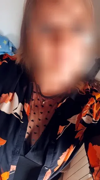 Celina, 37