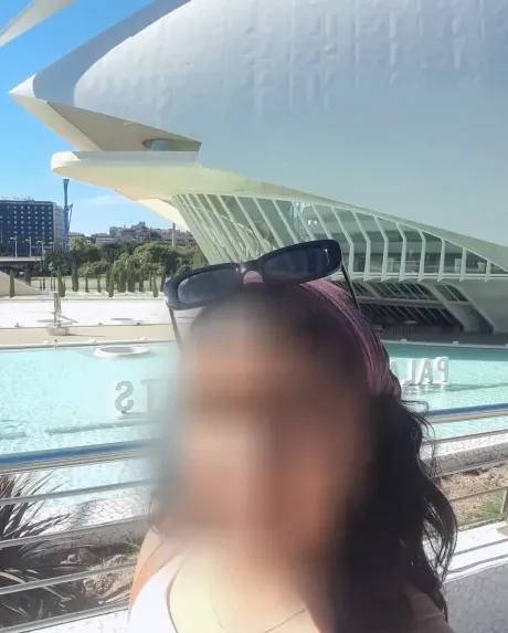 Chiara, 25