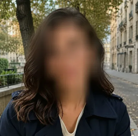 Daniela, 20