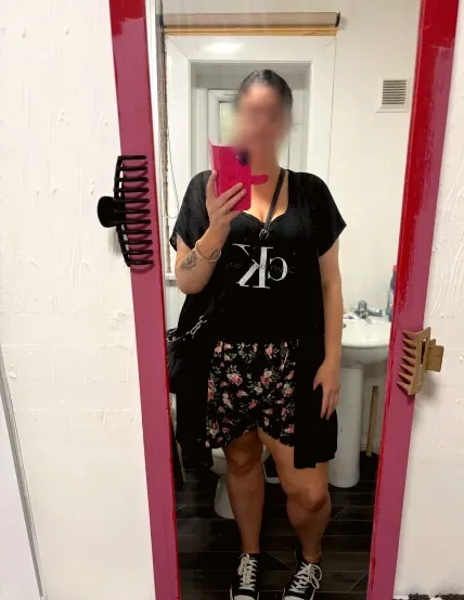 Jana, 37