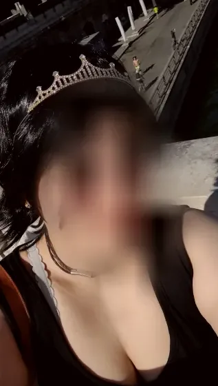 Josephine, 40
