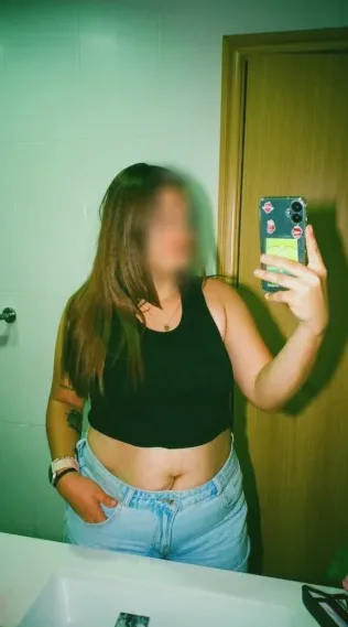 Merle, 28