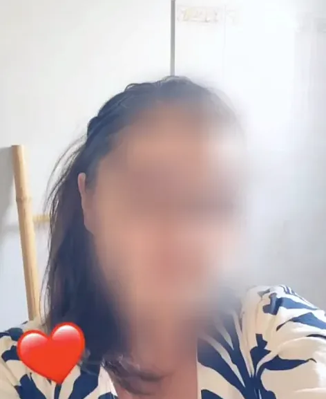 Nora, 39