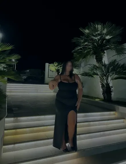 Paula, 18