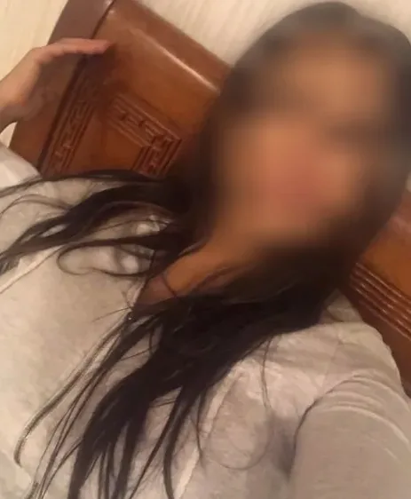 Wiebke, 31