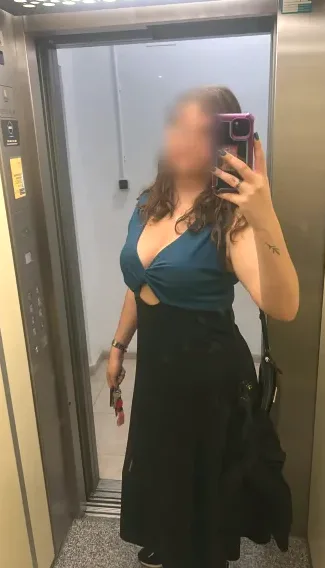 Zeynep, 35